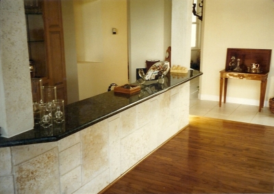 Absolute Black Bar Absolute Black Bar